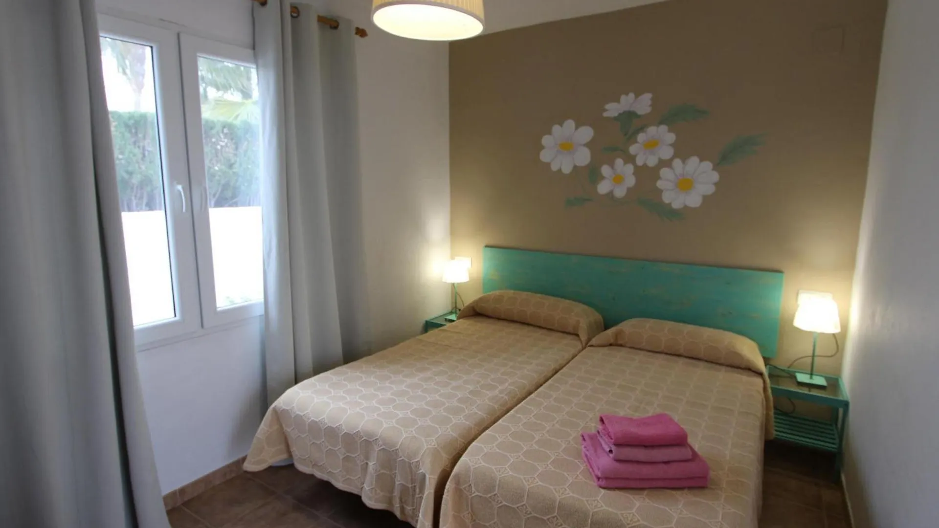 Casa Familiar Con Piscina Privada Y Wifi, Cerca Del Mar, Aire Acondicionado, Mascotas Y Playa Para Perros. - Es-184-1 Riumar Spain