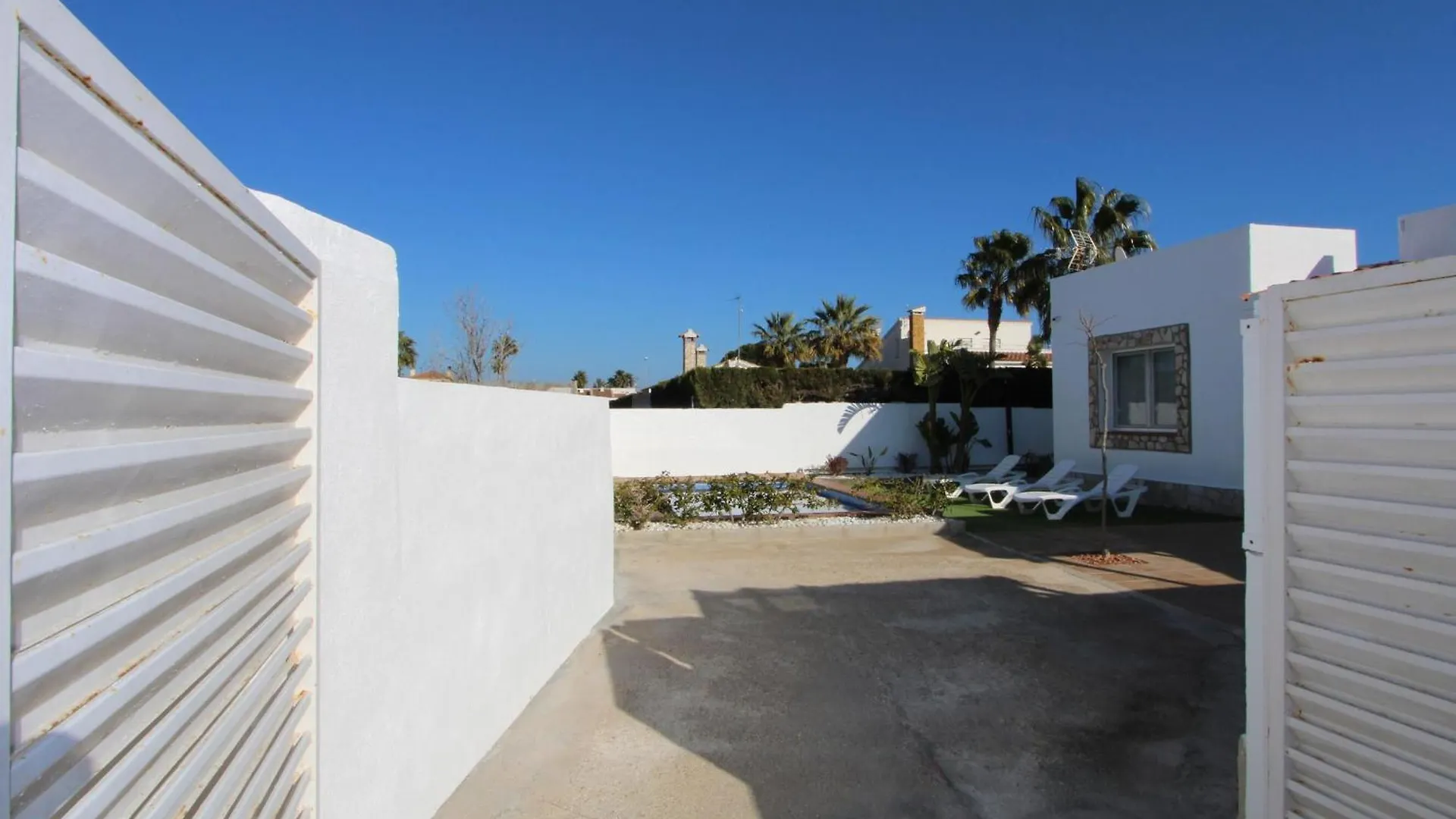 Casa Familiar Con Piscina Privada Y Wifi, Cerca Del Mar, Aire Acondicionado, Mascotas Y Playa Para Perros. - Es-184-1 Riumar Holiday home