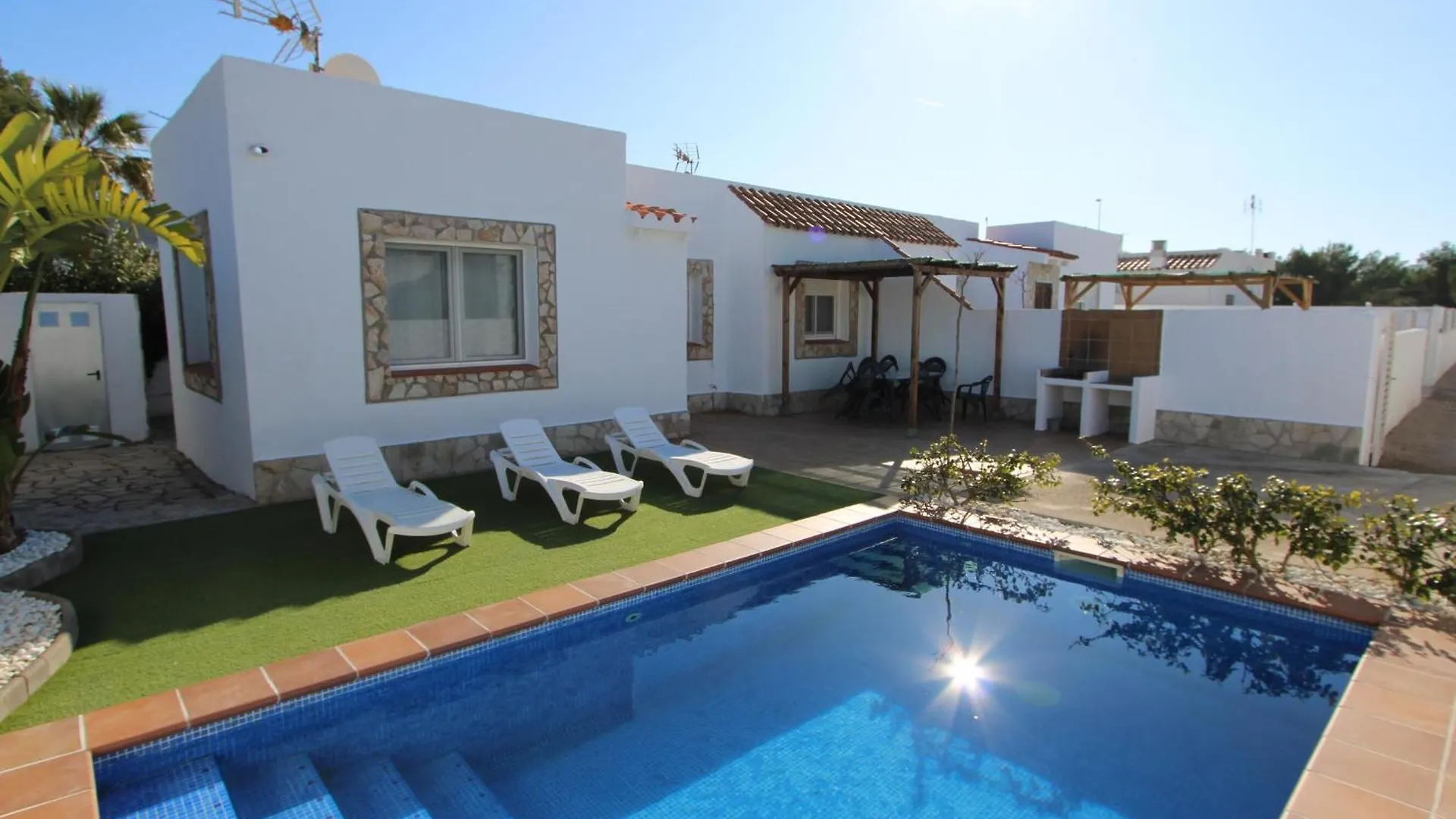 Casa vacanze Casa Familiar Con Piscina Privada Y Wifi, Cerca Del Mar, Aire Acondicionado, Mascotas Y Playa Para Perros. - Es-184-1 Riumar