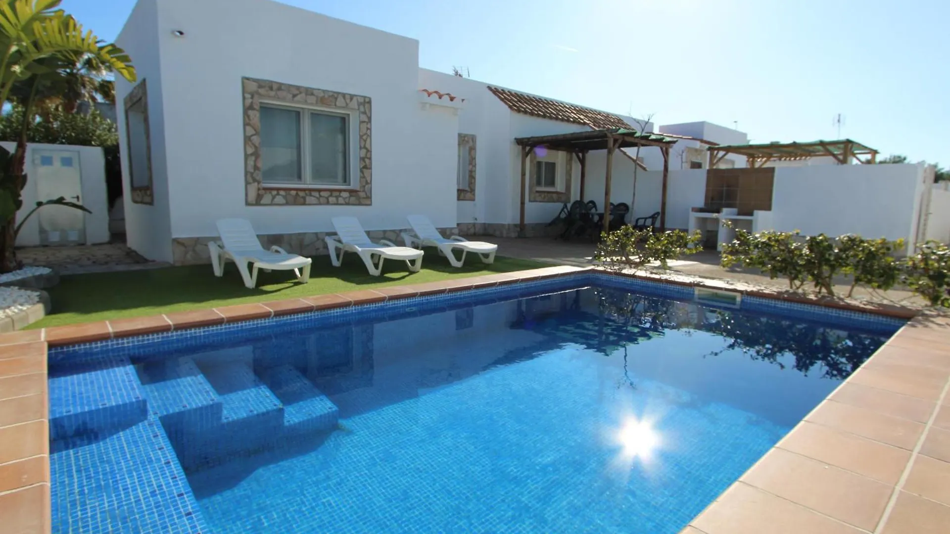 Casa Familiar Con Piscina Privada Y Wifi, Cerca Del Mar, Aire Acondicionado, Mascotas Y Playa Para Perros. - Es-184-1 Riumar 0*,